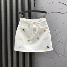 批发白色高腰花朵刺绣牛仔短裙女夏天时尚新款百搭A字半身包臀裙