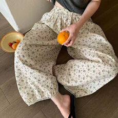 批发田园风碎花<b class='q'>裤子</b>女遛弯裤长裤夏季薄款宽松懒人裤阔腿九分裤春秋款