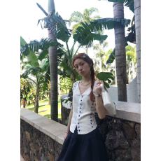 批发FD白色v领无袖<b class='q'>背心</b>女夏刺绣花边修身显瘦辣妹上衣设计感外搭开衫