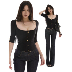 批发辣妹时髦大方领金扣五分<b class='q'>袖</b>T恤女春秋新款弹力修身显瘦打底衫<b class='q'>上衣</b>