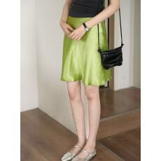 批发醋酸缎面2026鱼尾绿色半身裙气质夏季新款高级高腰显瘦短裙