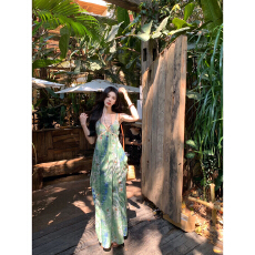 批发法式无袖碎花吊带挂脖连衣裙女装夏季新款海边度假风裙子茶歇长裙