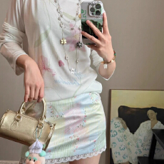 批发2026春夏新款韩系气质光泽感印花蕾丝边半身裙女百搭小众包臀短裙