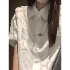 批发新中式国风高级感短袖衬衫女夏季设计感小众蝴蝶结提花衬衣外套潮