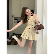 批发小香风套装女2026年夏季新款爱心西装马甲背心百褶半身短裙两件套