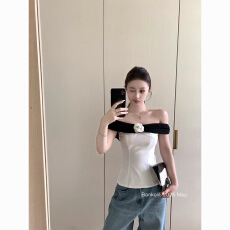 批发小香风纯欲甜辣妹抹胸女<b class='q'>夏</b>季新款气质显瘦百搭一字肩裹胸短款上衣