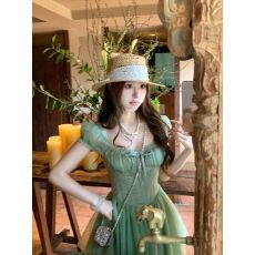 批发维斯小姐[绿野仙踪]A字方领网纱裙 带胸垫鱼骨束腰显瘦波点<b class='q'>连衣裙</b>