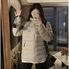 批发排骨羽绒服女短款2026年新款轻薄白鸭绒宽松显瘦<b class='q'>韩版</b><b class='q'>情侣</b><b class='q'>连帽</b>外套