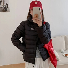 批发排骨羽绒服女短款2026年新款轻薄白鸭绒宽松显瘦<b class='q'>韩版</b><b class='q'>情侣</b><b class='q'>连帽</b>外套