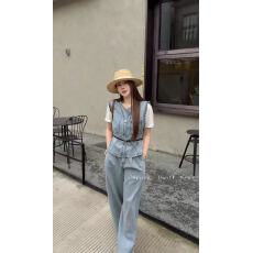 批发新款<b class='q'>韩版</b>时尚高级感气质牛仔木耳边马甲+高腰显瘦阔腿裤套装