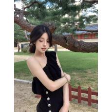 批发新款小巴经典斜肩银扣vintage双层荷叶边针织衫