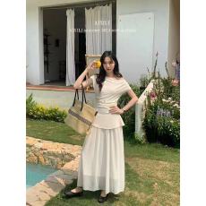 批发新款<b class='q'>时尚</b>法式高级感撞色拼接雪纺连衣裙