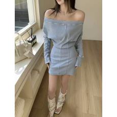 批发新款飞马行空复古一字肩长袖设计感纯欲修身显瘦洗水包裙