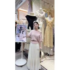 批发新款法式<b class='q'>气质</b>时尚斜肩针织衫+松紧腰褶皱半身裙+腰带3件套