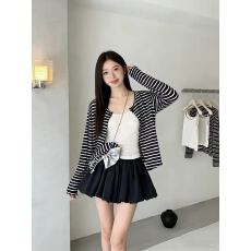 批发新款韩版时尚慵懒松弛感条纹开衫+背心+松紧腰<b class='q'>花苞</b><b class='q'>裙</b>3件套