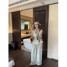 批发新款韩系简约<b class='q'>气质</b>收腰马甲+松紧腰阔腿<b class='q'>裤</b>+<b class='q'>腰带</b>+丝巾4件套