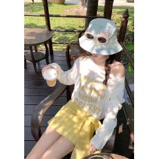 批发新款小众印花宽松慵懒斜肩长袖<b class='q'>T</b><b class='q'>恤</b>+绑带格子a字半裙两件套