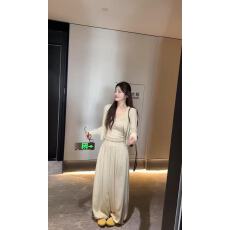 批发新款<b class='q'>韩版</b>时尚甜辣妹吊带背心+长袖开衫+松紧腰阔腿裤三件套