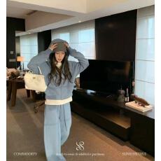 批发新款高级感运动穿搭慵懒风连帽<b class='q'>卫衣</b><b class='q'>开衫</b>+松紧腰休闲裤两件套