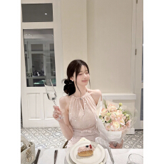 批发【若语4/7 20:00新品9.5折】娜扎同款 挂脖亮片少女<b class='q'>蝴蝶结</b><b class='q'>连衣裙</b>