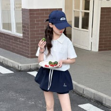 批发<b class='q'>女</b><b class='q'>童</b>字母运动套装2026年夏季新款中大童polo衫短袖裙裤热裤两件套