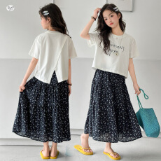 批发女童碎花裙2026夏季新款中大<b class='q'>儿童</b>字母短袖<b class='q'>T</b><b class='q'>恤</b>半身裙长裙套装休闲