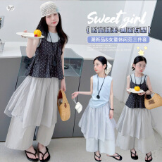 批发<b class='q'>女</b><b class='q'>童</b>2026年夏季碎花吊带无袖背心屁帘裤<b class='q'>三件套</b>女孩韩版百搭九分裤