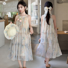 批发<b class='q'>女童</b>挂脖<b class='q'>连衣裙</b>2026夏中大童度假风沙滩裙无袖背心裙波光碎花长裙