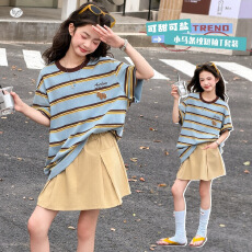 批发女童<b class='q'>夏</b>季复古条纹T恤2026新款中大童韩系撞色宽松短袖休闲上衣潮