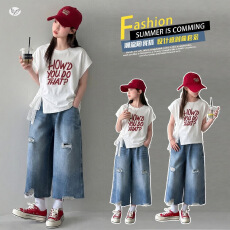 批发<b class='q'>女</b><b class='q'>童</b>2026年印花<b class='q'>T</b><b class='q'>恤</b>牛仔裤套装中大童休闲破洞七分裤显瘦短袖时髦