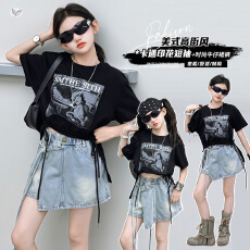 女童2026年夏季卡通印花T恤牛仔短裙套装中大童休闲屁帘裙裤短袖