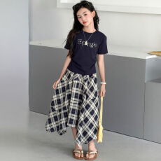 批发女<b class='q'>童</b><b class='q'>韩</b>系不规则<b class='q'>格子裙</b><b class='q'>套装</b>2026<b class='q'>夏</b>季新款中大<b class='q'>童</b>显瘦T恤半身裙长裙