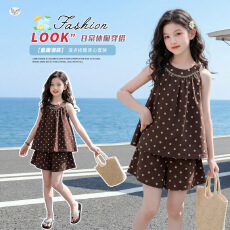 批发<b class='q'>女</b><b class='q'>童</b>波点套装2026夏季新款<b class='q'>中大</b>童无袖吊带上衣阔腿短裤三分裤薄款