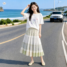 批发<b class='q'>女童</b>小清<b class='q'>新</b>套装2026夏季新款中大童花朵T恤蕾丝花边碎花裙两件套