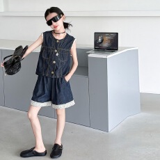 批发<b class='q'>女</b><b class='q'>童</b>韩系花边牛仔套装2026夏季新款中大童无袖马甲上衣短裤两件套