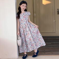 批发女童法式碎花连衣<b class='q'>裙</b>2026夏季新款中大童高腰长<b class='q'>裙</b><b class='q'>儿童</b>度假风沙滩<b class='q'>裙</b>