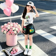 批发<b class='q'>女童</b>卡通印花<b class='q'>套装</b>2026夏季新款中大童露肩短袖T恤牛仔短裤两件套