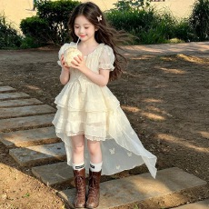 批发女童泡泡袖连衣裙2026夏季新款中大童蝴蝶绣花蛋糕裙燕尾裙公主裙
