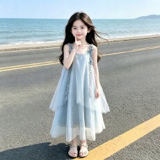 女童连衣裙夏装2026新款洋气儿童吊带裙度假风沙滩裙夏季公主裙子