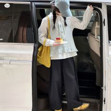 批发女童<b class='q'>套装</b>2026秋季新款中大童系带衬衫荷叶边马甲阔腿裤秋装三件套