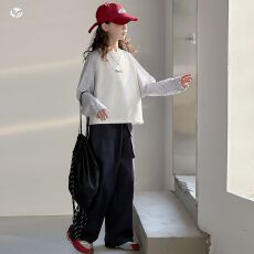 批发<b class='q'>女</b><b class='q'>童</b>T恤2026秋季新款中大童条纹拼接打底衫儿童圆领长袖上衣宽松