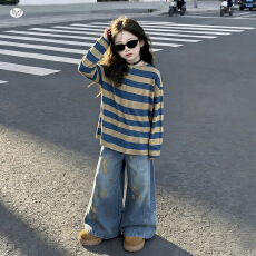 批发<b class='q'>女</b>童<b class='q'>202</b>6<b class='q'>秋季</b>新款韩系宽松休闲长袖T恤条纹上衣做旧牛仔裤套装