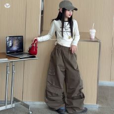 批发女童<b class='q'>休闲</b><b class='q'>套装</b>2026秋新款中大童字母印花长袖T恤打底衫工<b class='q'>装</b><b class='q'>裤</b>秋<b class='q'>装</b>