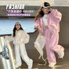 批发女<b class='q'>童</b><b class='q'>卫衣</b><b class='q'>套</b>装2026年秋季新款撒银连帽拉链衫阔腿裤两件套<b class='q'>中大</b><b class='q'>童</b>潮