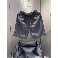 夏季男士透气打孔舒适休闲短裤时尚简约百搭宽松运动速干五分裤子