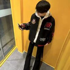 批发国潮高街徽章刺绣pu皮拼接夹克男女青少年学生百搭潮流棒球服外套