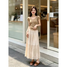 批发法式V领正肩冰丝针织短袖T恤女夏季新款修身显瘦辣妹短款上衣