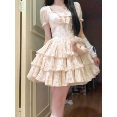 批发夏季在逃公主蓬蓬裙2026新款蕾丝拼接高腰泡泡袖碎花茶歇连衣裙女