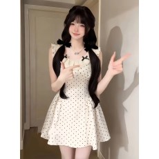 批发法式飞飞袖波点<b class='q'>连衣裙</b><b class='q'>大码</b>女装春夏季新款千金风初恋清纯收腰裙子