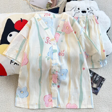 批发新款云朵棉睡衣女夏季短袖短裤两件套开衫V领甜美卡通家居<b class='q'>服</b>